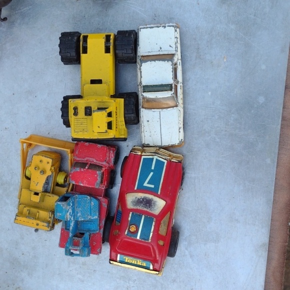 Assorted Toy Vehicle Set - Picture 2 of 7
